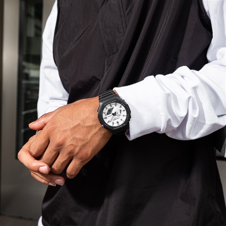 G-SHOCK】琺瑯のような白文字盤がクールな新作登場！ | NEW ITEM
