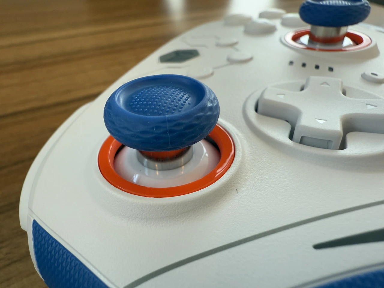 BIGBIG WON BLITZ2 TMR』レビュー、2000Hzポーリングレート対応の高