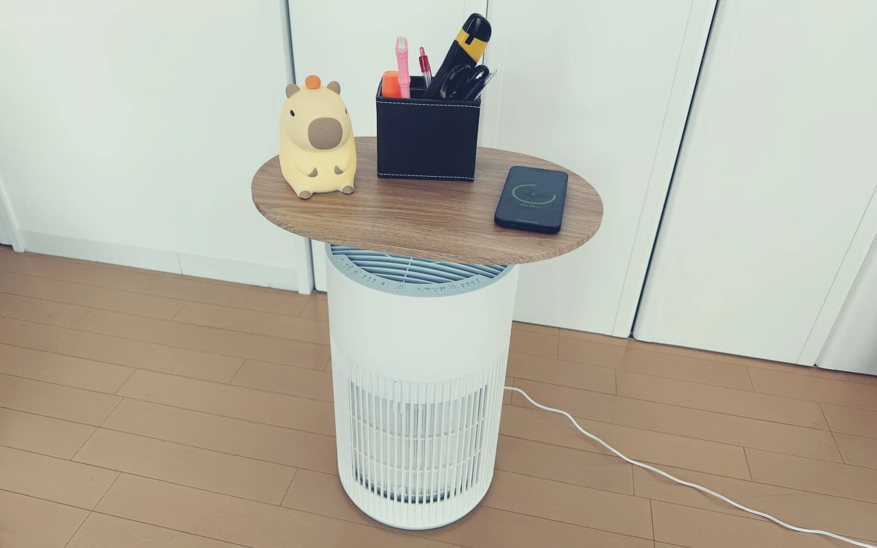 SwitchBot 空気清浄機 Table』レビュー、ワイヤレス充電器内蔵、サイド
