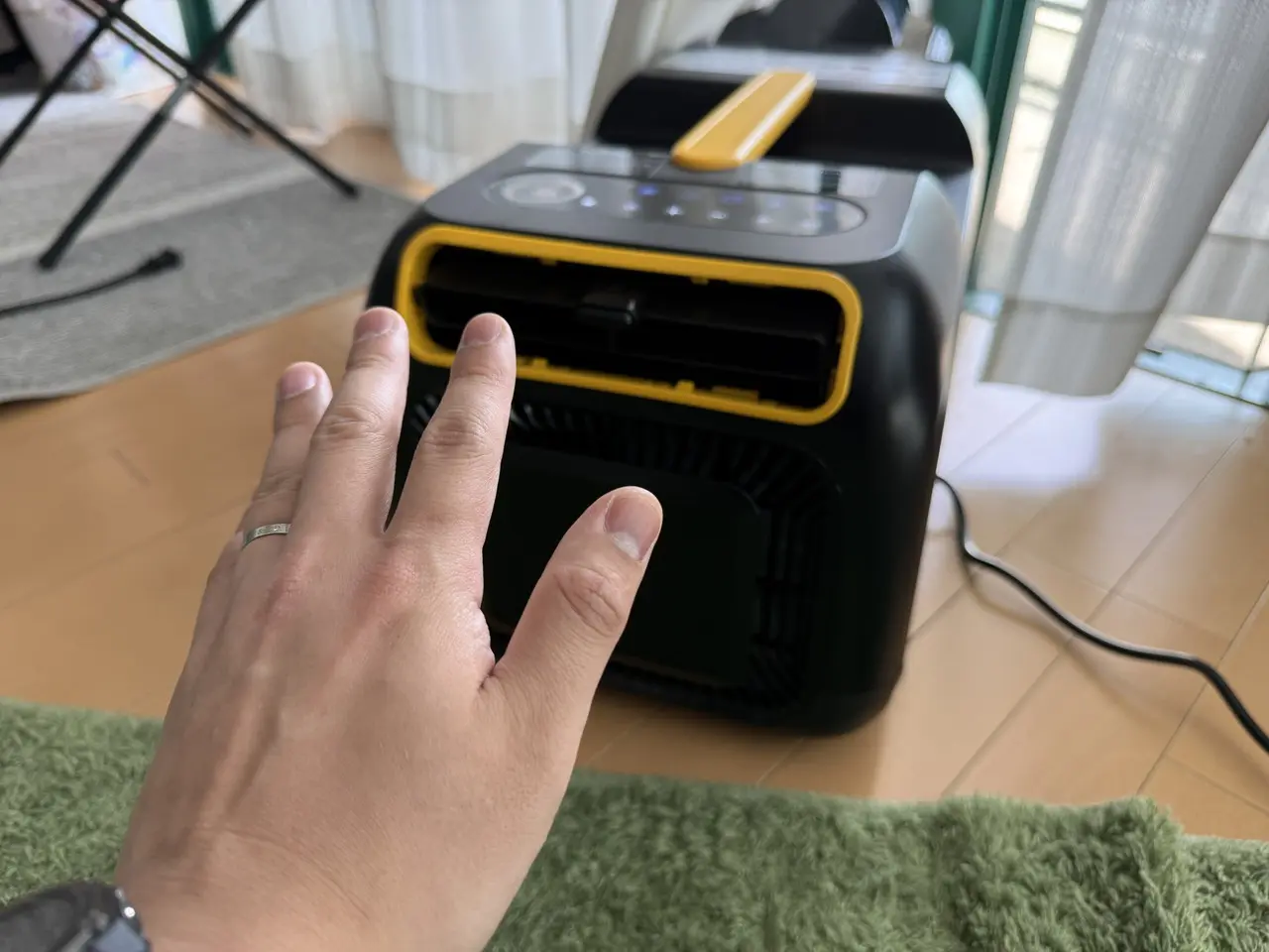 BougeRV ポータブルエアコン 3500BTU』レビュー、工事不要で利用可能