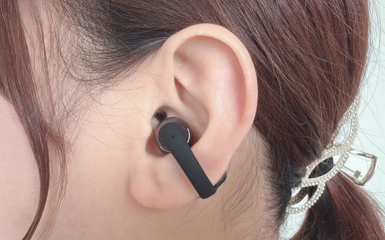Shokz OpenDots ONE』レビュー、イヤーカフ型イヤホンの最高峰、装着感