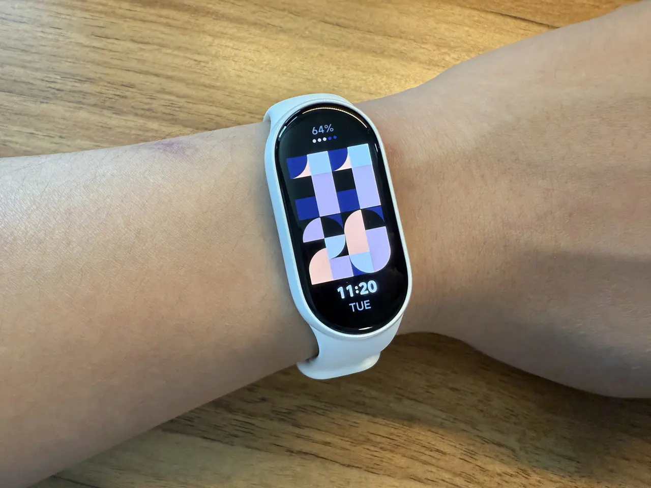 Xiaomi Smart Band 10』レビュー、最大21日間持続、1.72インチ有機EL