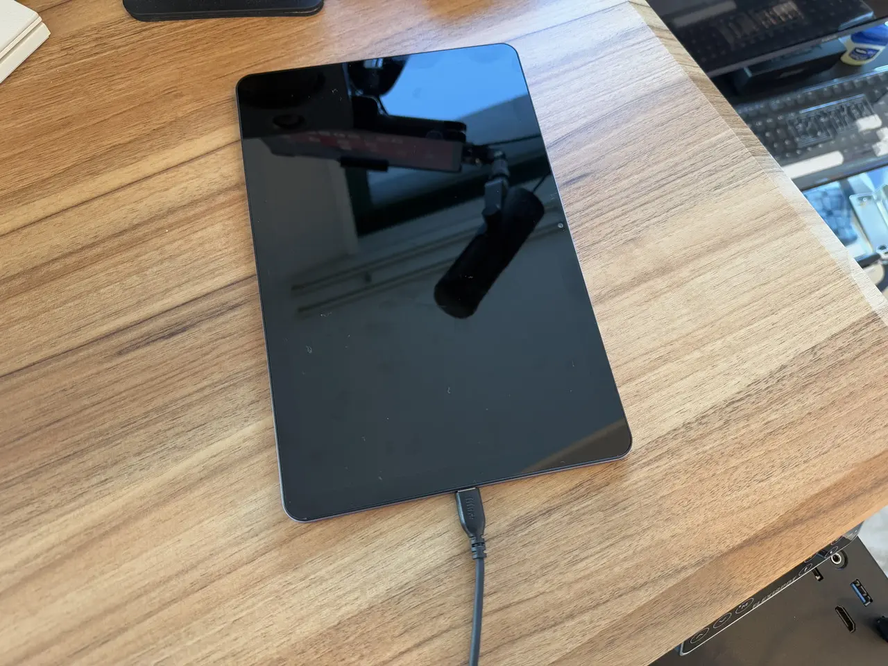 PlimPad P2』レビュー、7,500mAh大容量バッテリー内蔵、Android 15搭載