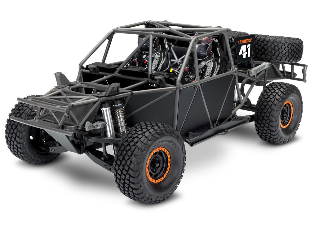 TRAXXAS UDR 1/8スケール 未使用TRAXXAS UDR 1/8スケール未使用