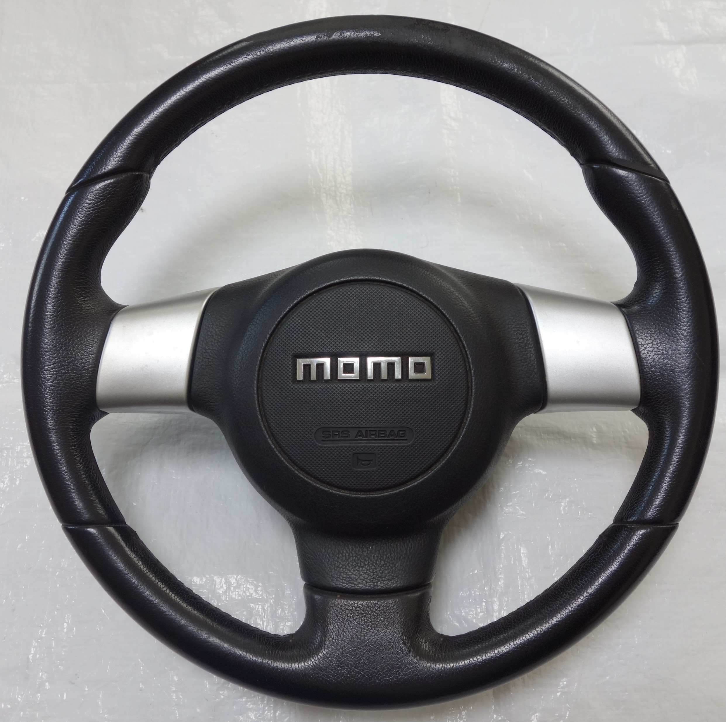 ハイゼット オプション MOMOステリング 取り付け - インテリアリペア