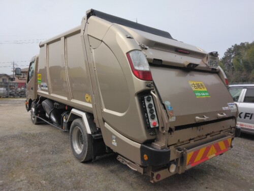 ゴミ収集車（パッカー車）とは？ 仕組みやサイズ、最大積載量を徹底