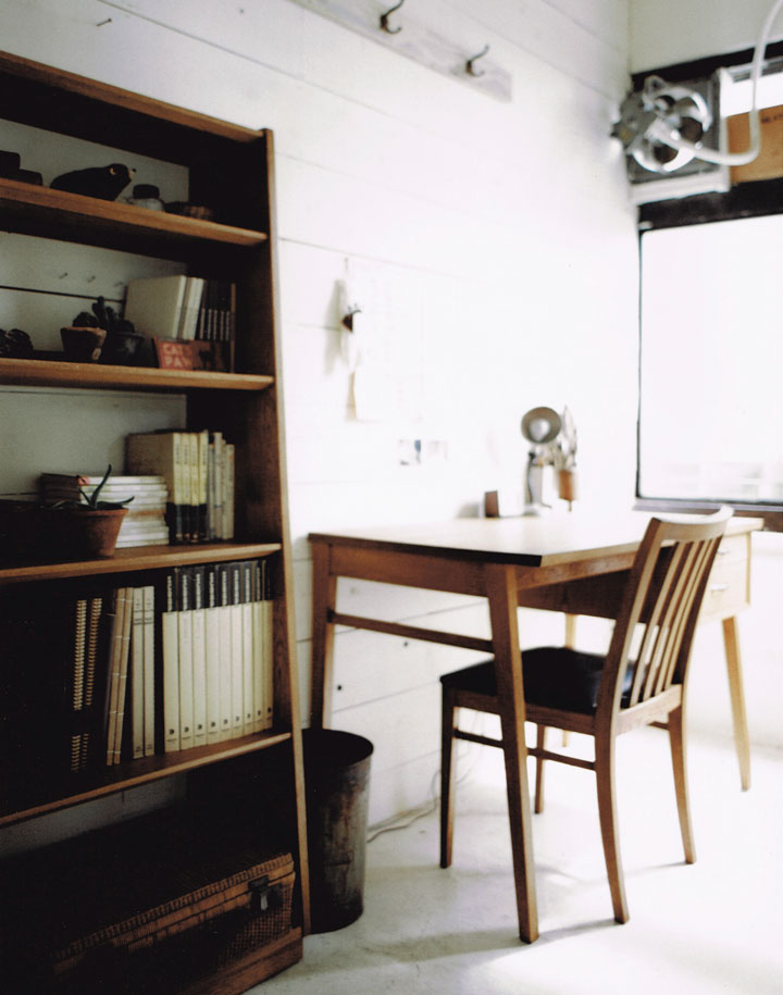 QUATTRO DESK | TRUCK FURNITURE