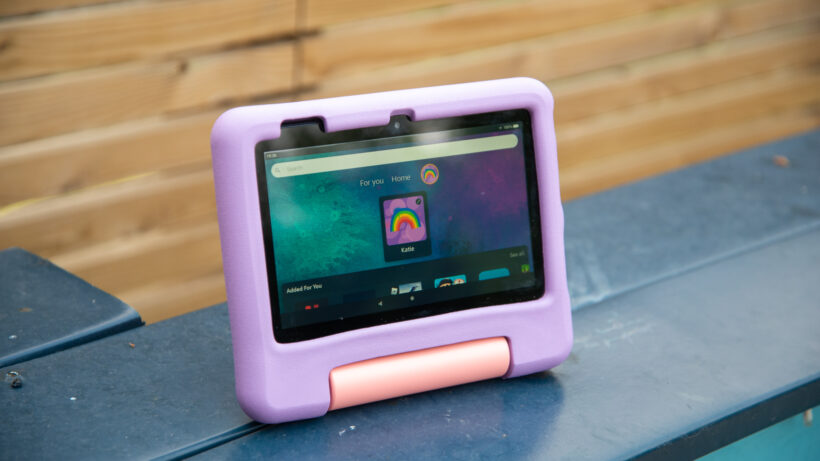 Amazon Fire 7 Kids (2022): A safe and small child-firendly tablet