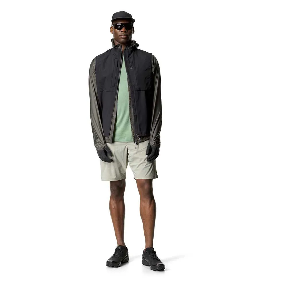 Houdini Pace Hybrid ベスト 黒 | Trekkinn