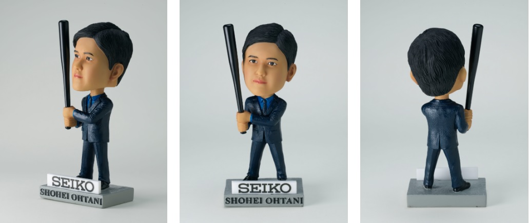 大谷のスーツ姿ボブルが世界初登場！ バットフリップカードも
