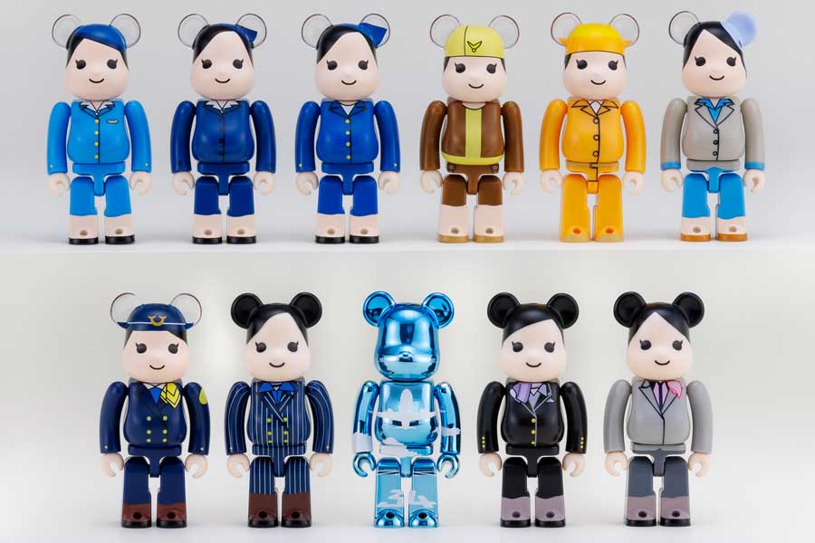 ANA創立70周年で「BE@RBRICK」歴代制服コレクションを限定発売