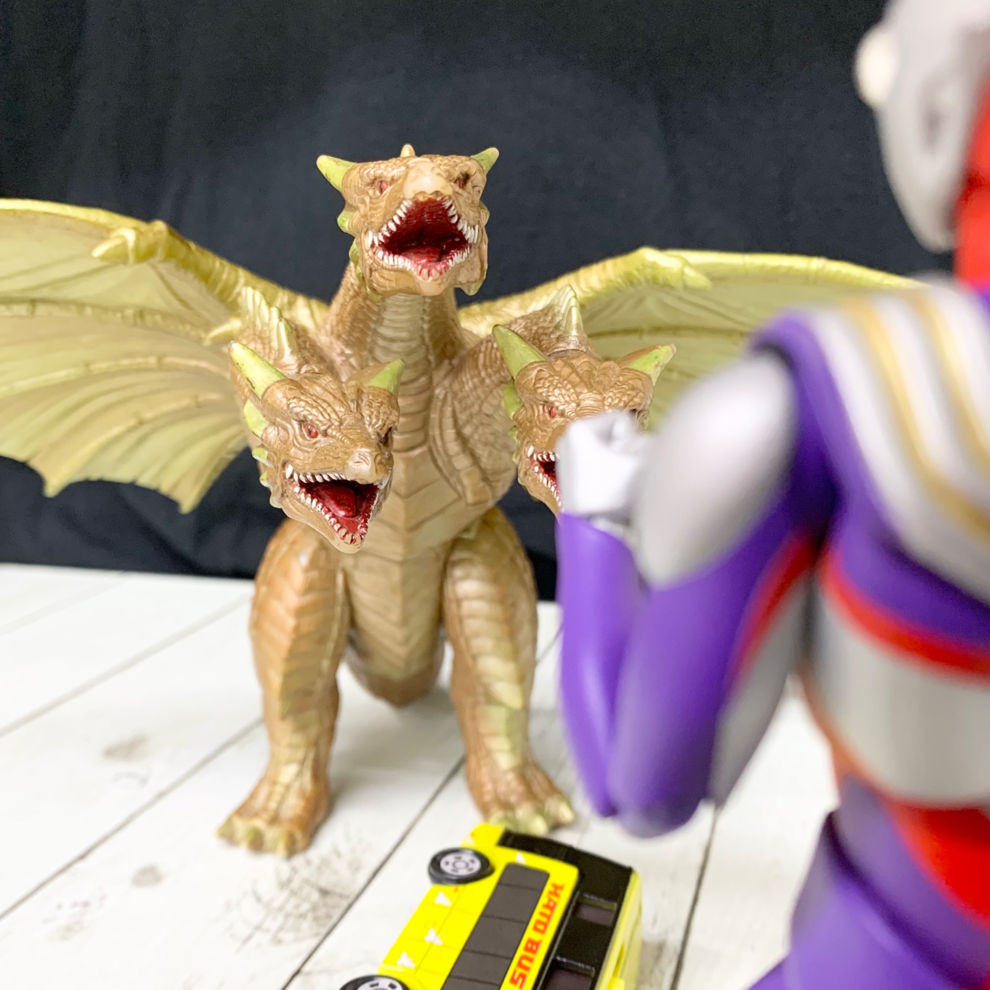 三大怪獣】キングギドラのソフビフィギュアの紹介です！｜2023年10月14