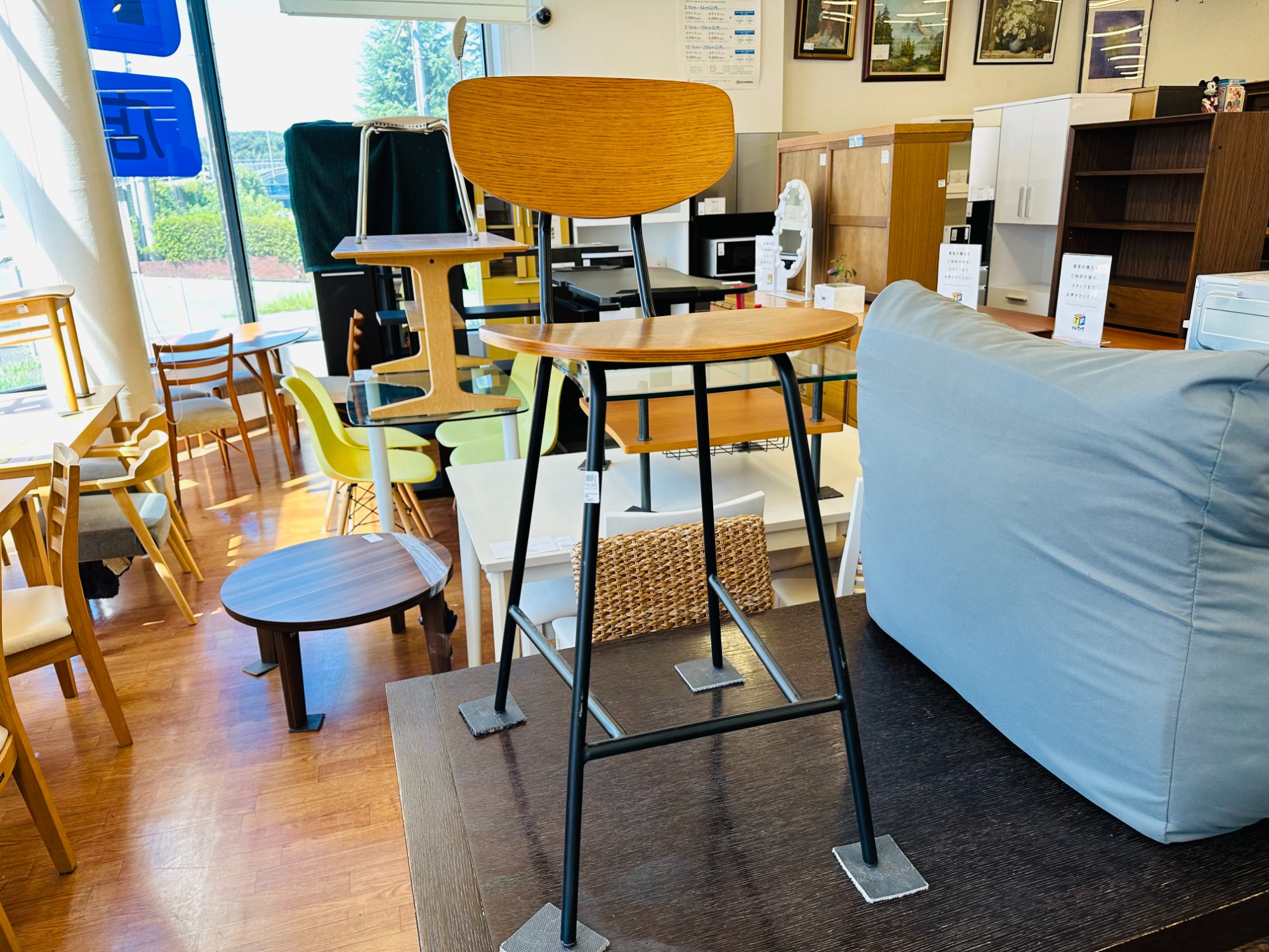 UNICO(ウニコ)のカウンターチェア入荷しました！｜2023年08月18日