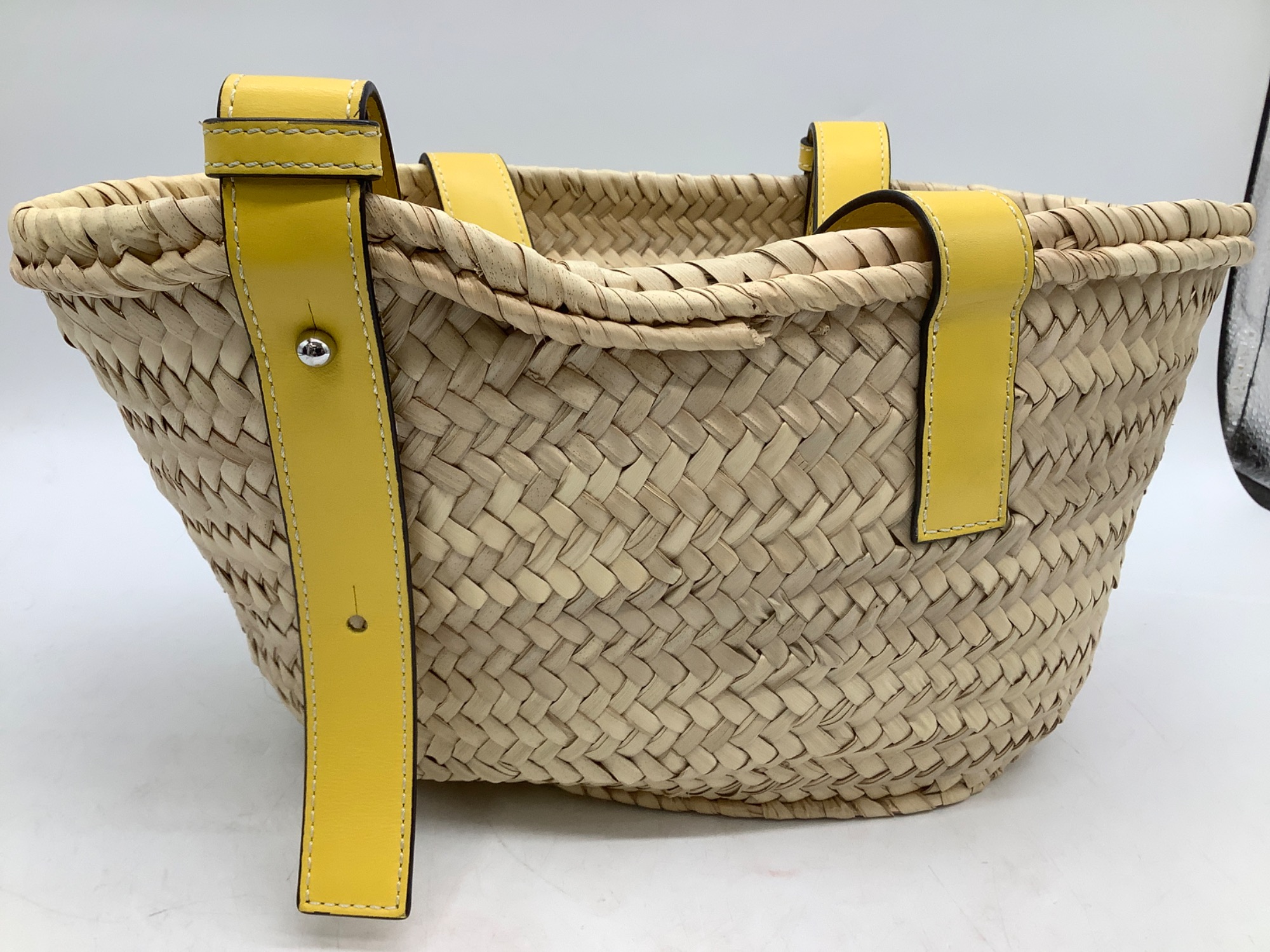 ブランド品 買取強化*】 LOEWE (ロエベ) バスケットバッグ をご紹介