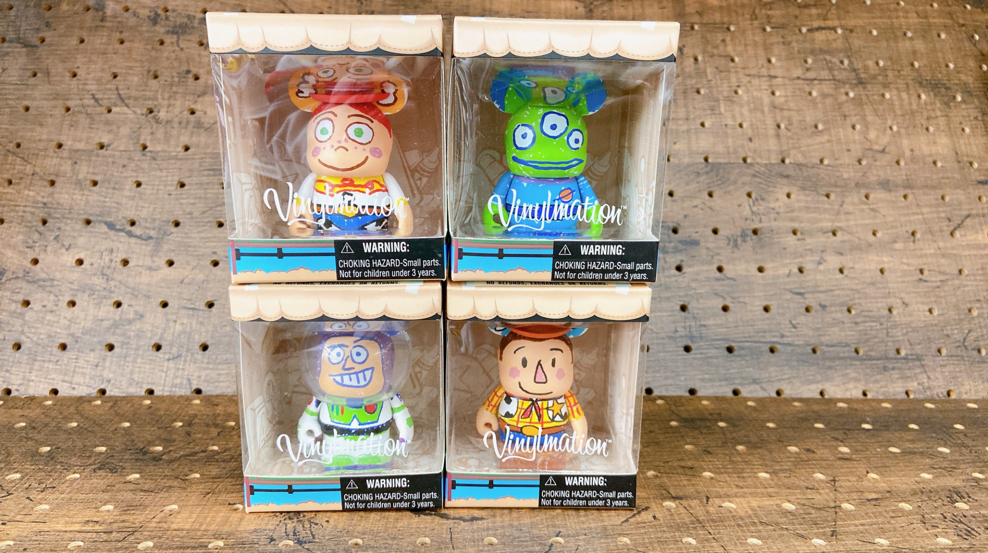 スマホで購入】 Disney (ディズニー) のバイナルメーションが入荷しま