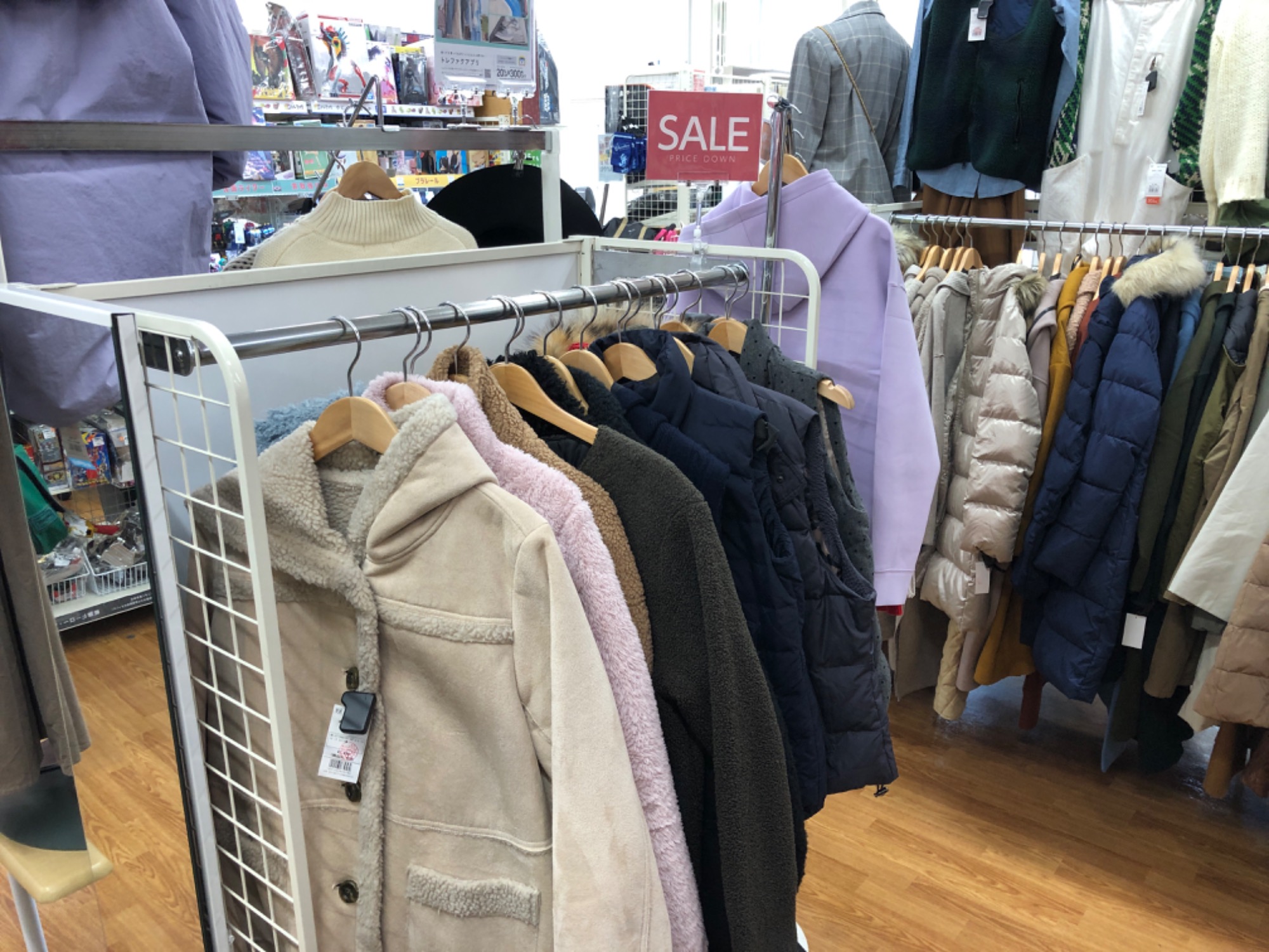 SAIL】冬物セール開催中！！冬物衣類が最大50％のお得なセールしており