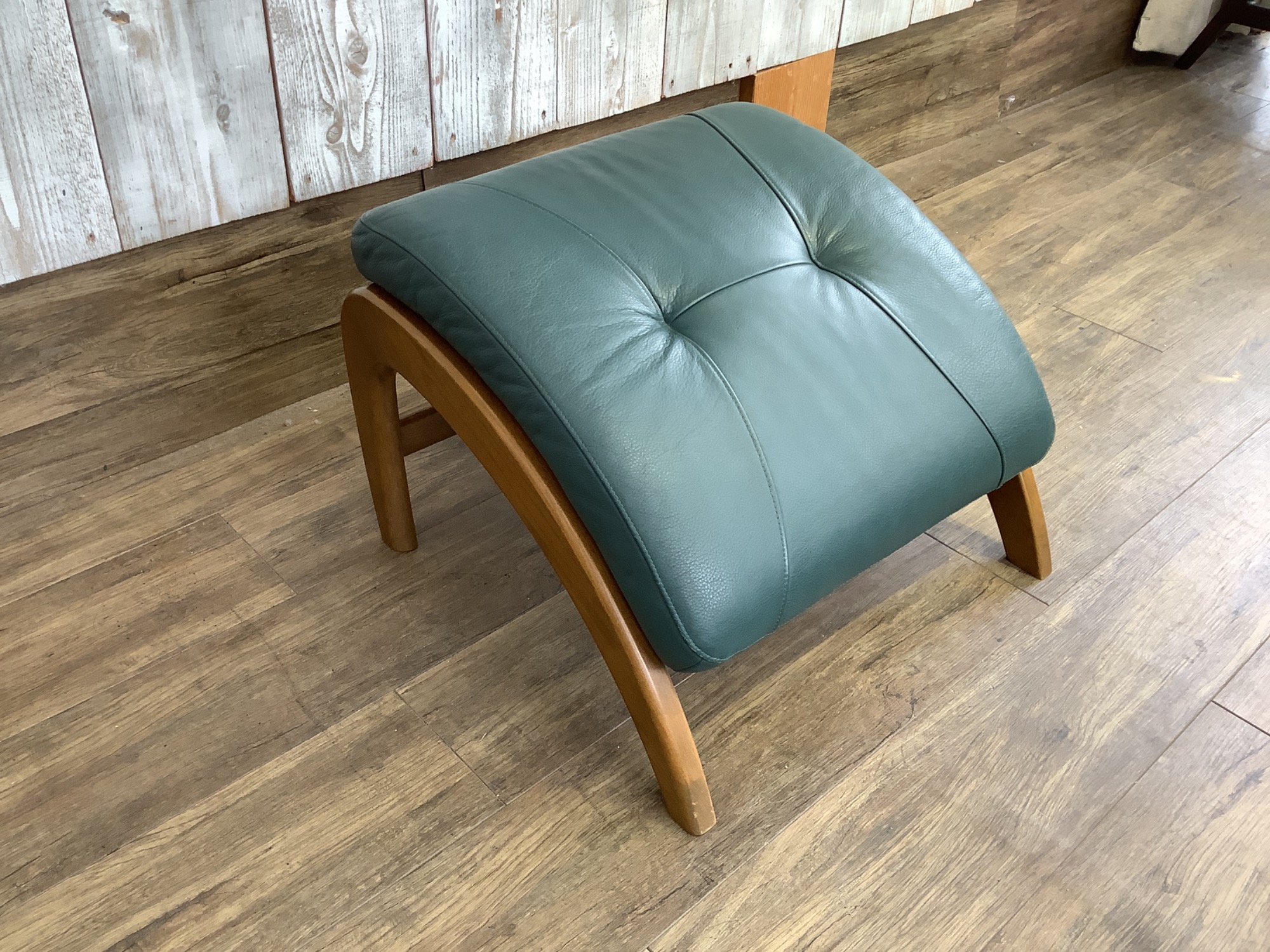 KARIMOKU カリモク フットスツール オットマンのみ Used カリモク家具