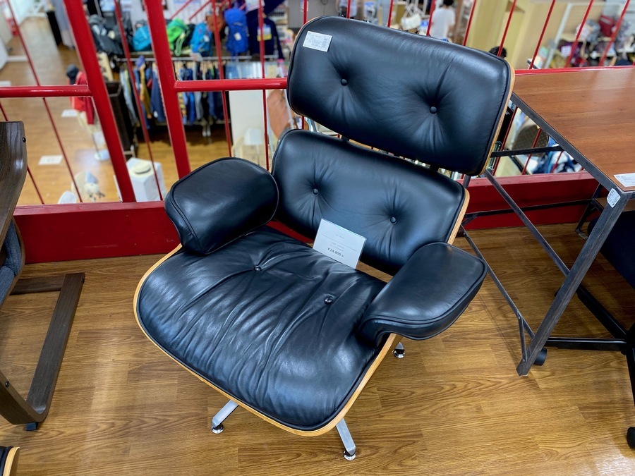 EAMES（イームズ）ラウンジチェアのリプロダクト品が入荷致しました