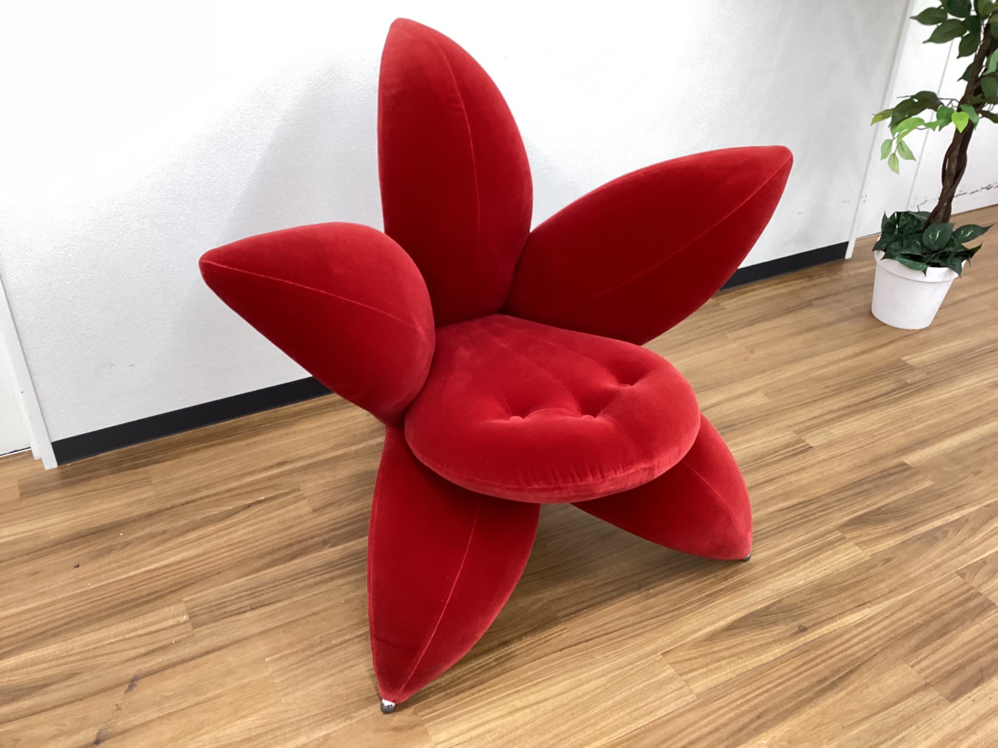 edra（エドラ）】梅田正徳デザインの｢フラワー・コレクション｣シリーズ