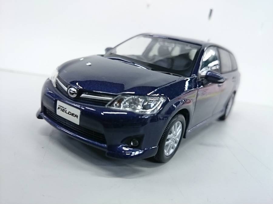 トヨタ・カローラフィールダー非売品カラーサンプル入荷!!【吉川店