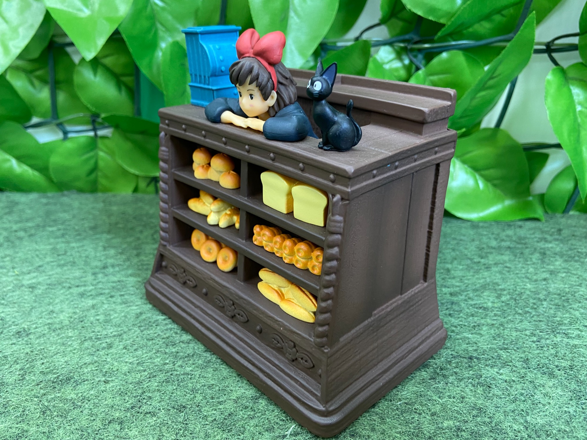 可愛さ100点！キキとジジのお店番万年カレンダーが入荷しました