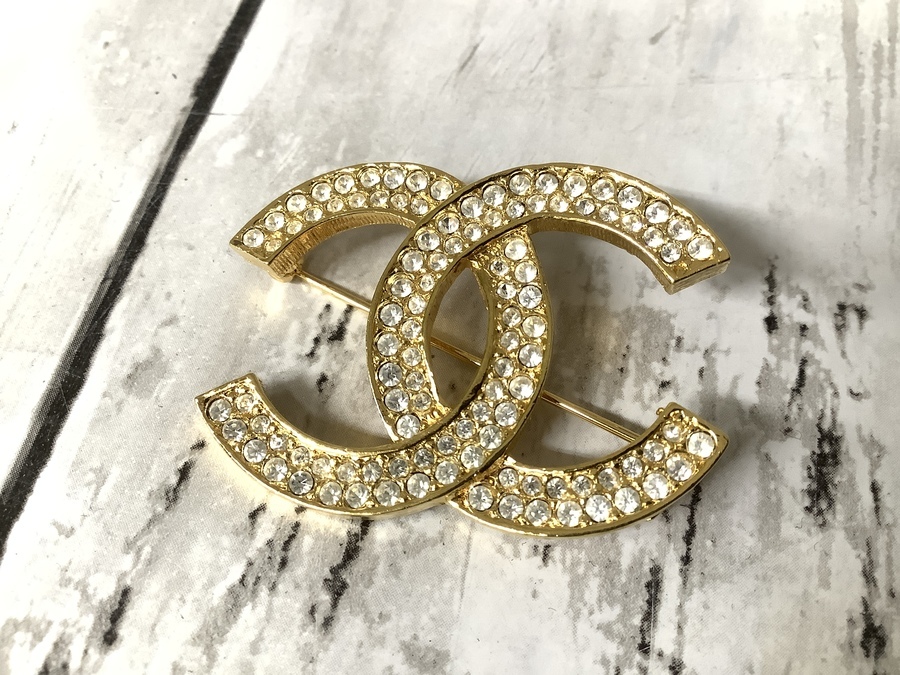 CHANEL（シャネル）ヴィンテージココマークブローチが買取入荷致しまし