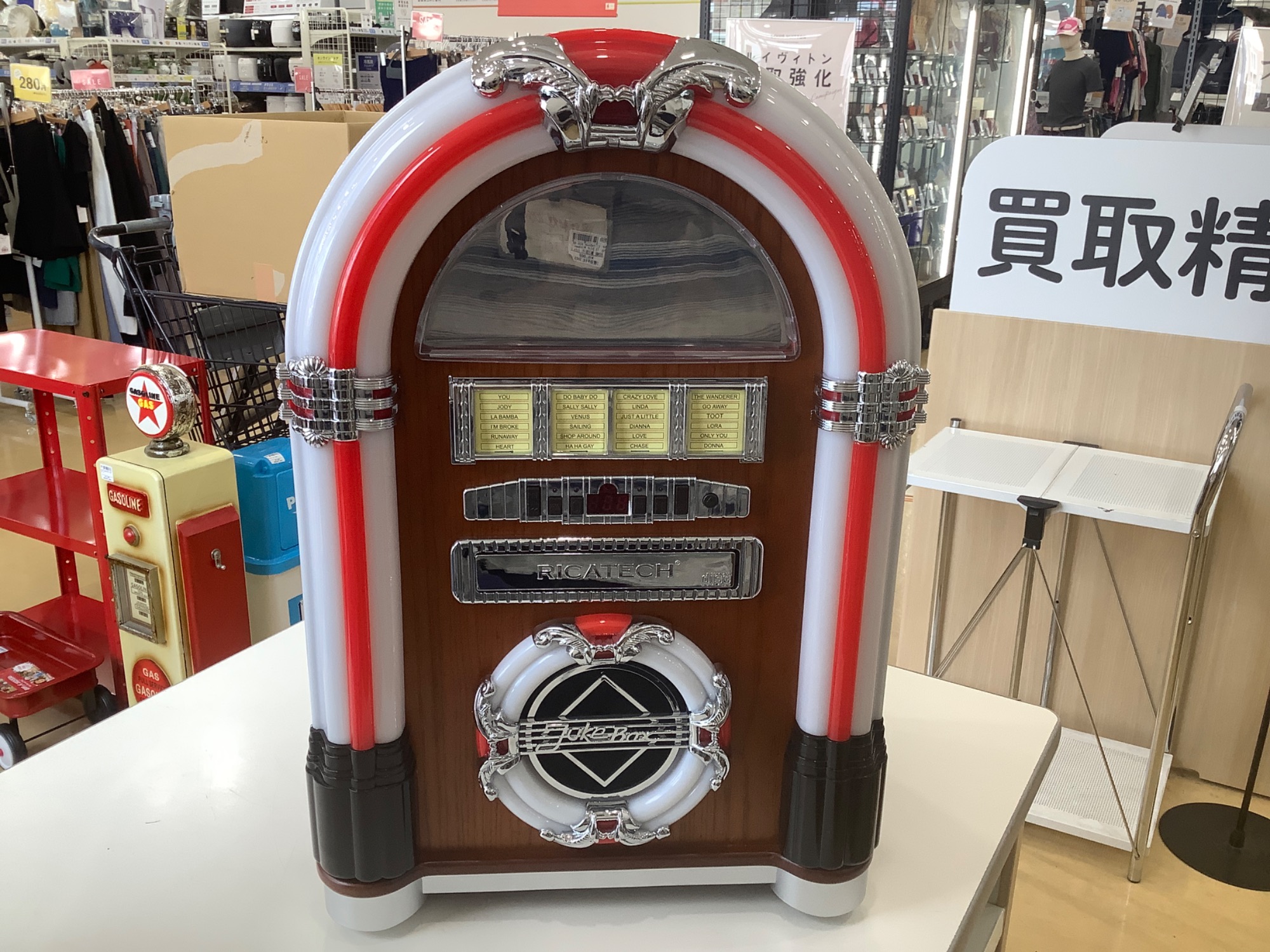 ジュークボックス型CDプレーヤーを入荷いたしました！ ｜2024年07月19