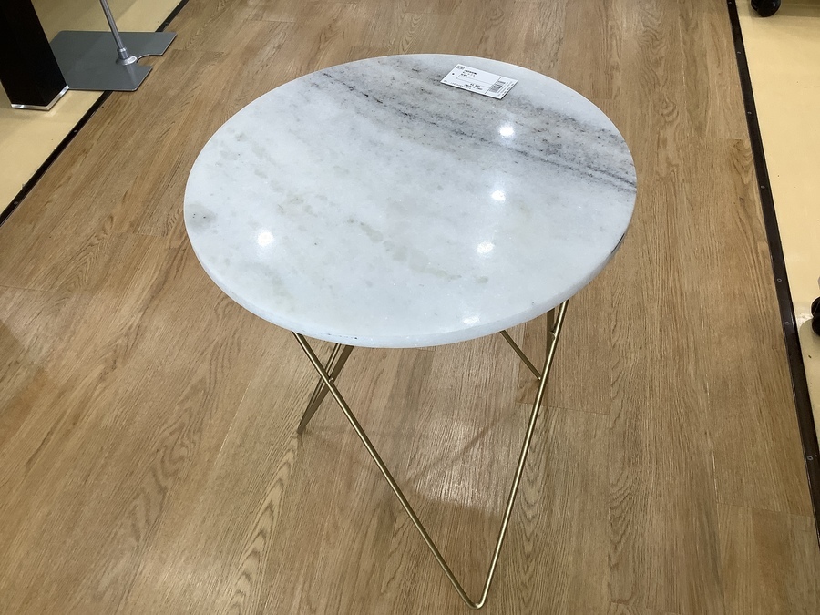 ZARA HOMEのオシャレな大理石のラウンドテーブルが入荷です！｜2022年
