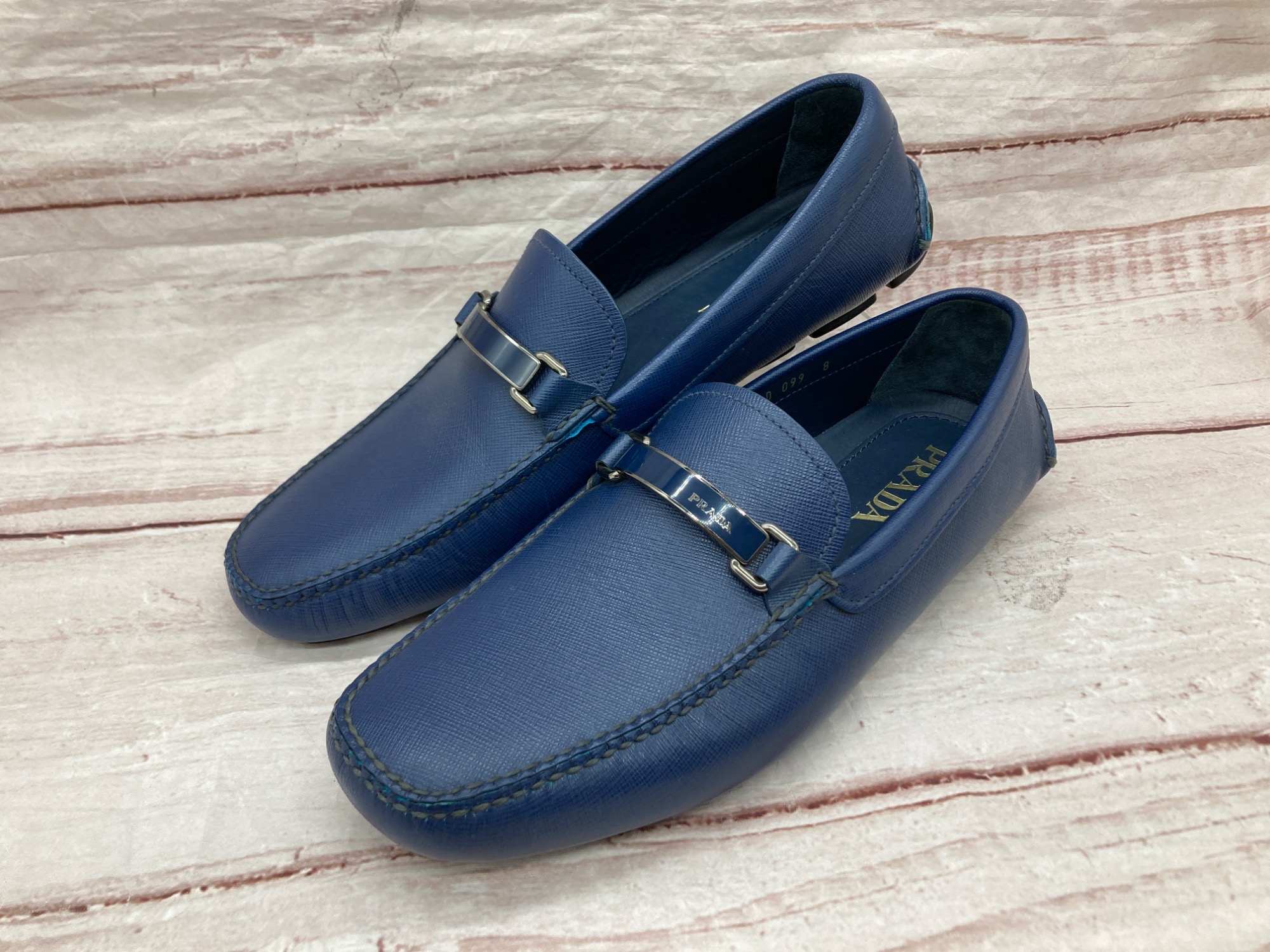 PRADA(プラダ)ドライビングシューズ 2DD099を買取入荷致しました