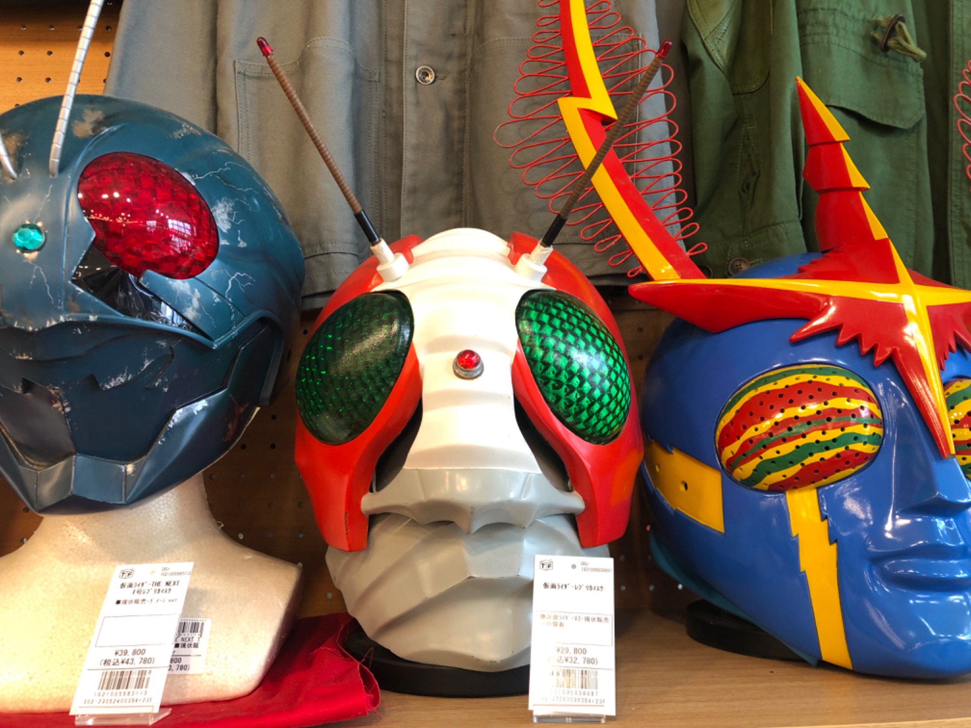 仮面ライダーのレプリカマスクと手袋をご紹介します！！｜2023年07月04