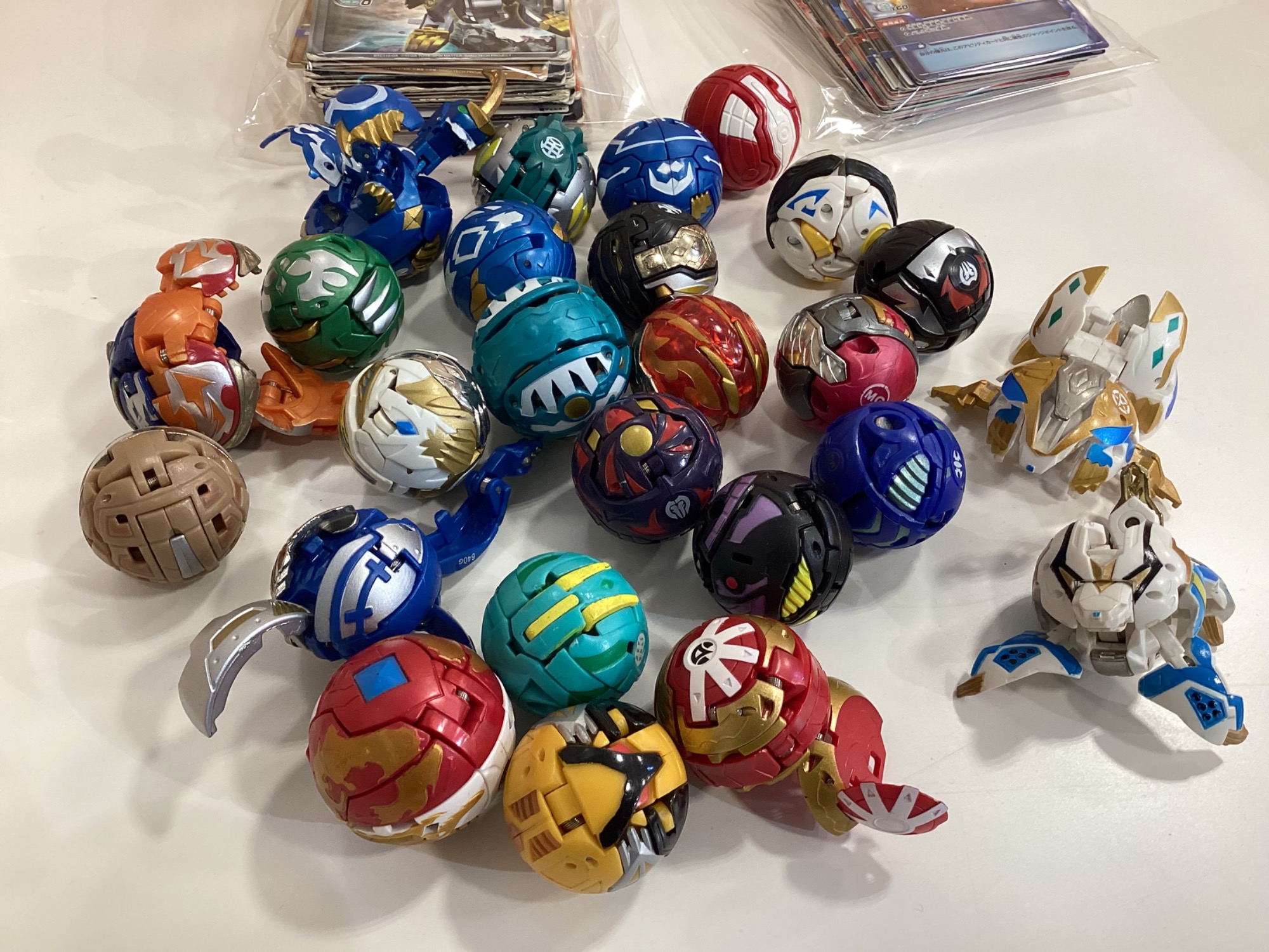 スマホで購入】懐かしの爆丸セット買取入荷いたしました！｜2025年07月