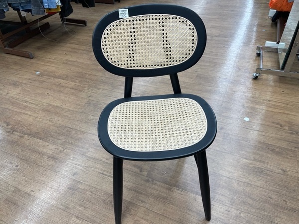 IDEEのコンヴェントチェアが入荷です！｜2022年01月11日｜リサイクル