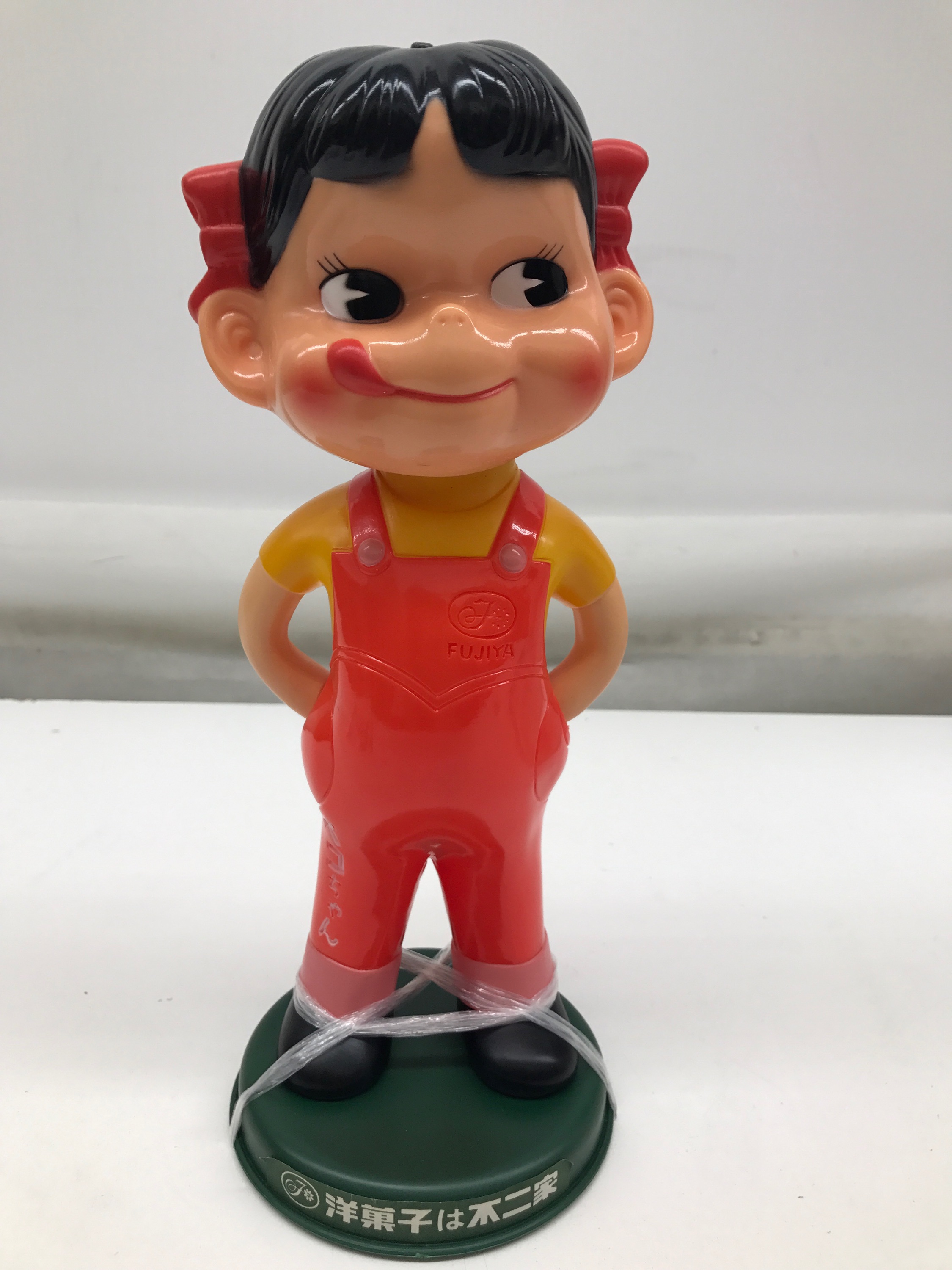 new☆レトロ／昭和レトロ 不二家 ペコちゃん 首振り人形 | トレジャー