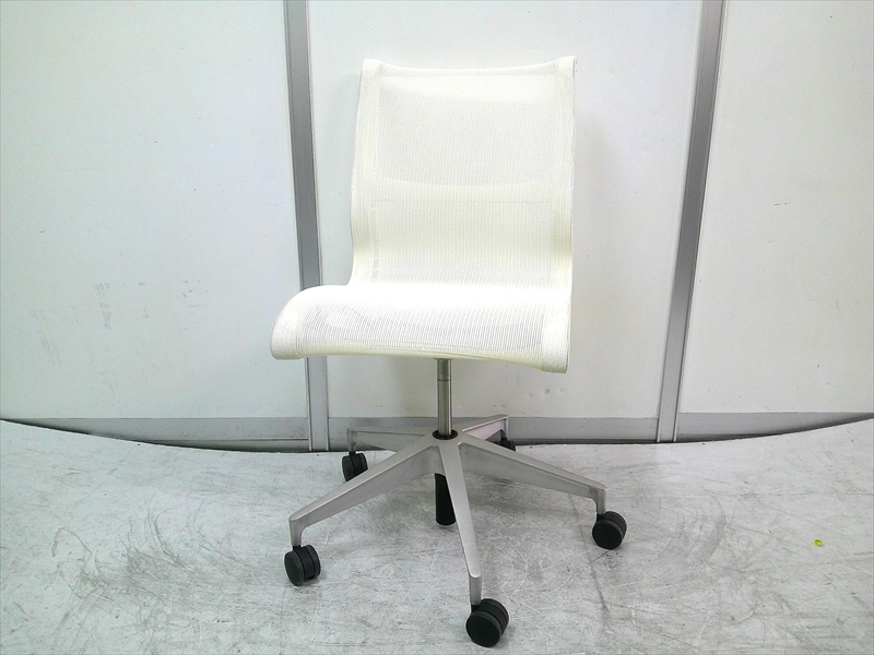 ハーマンミラー セトゥーチェア マルチパーパスの通販情報