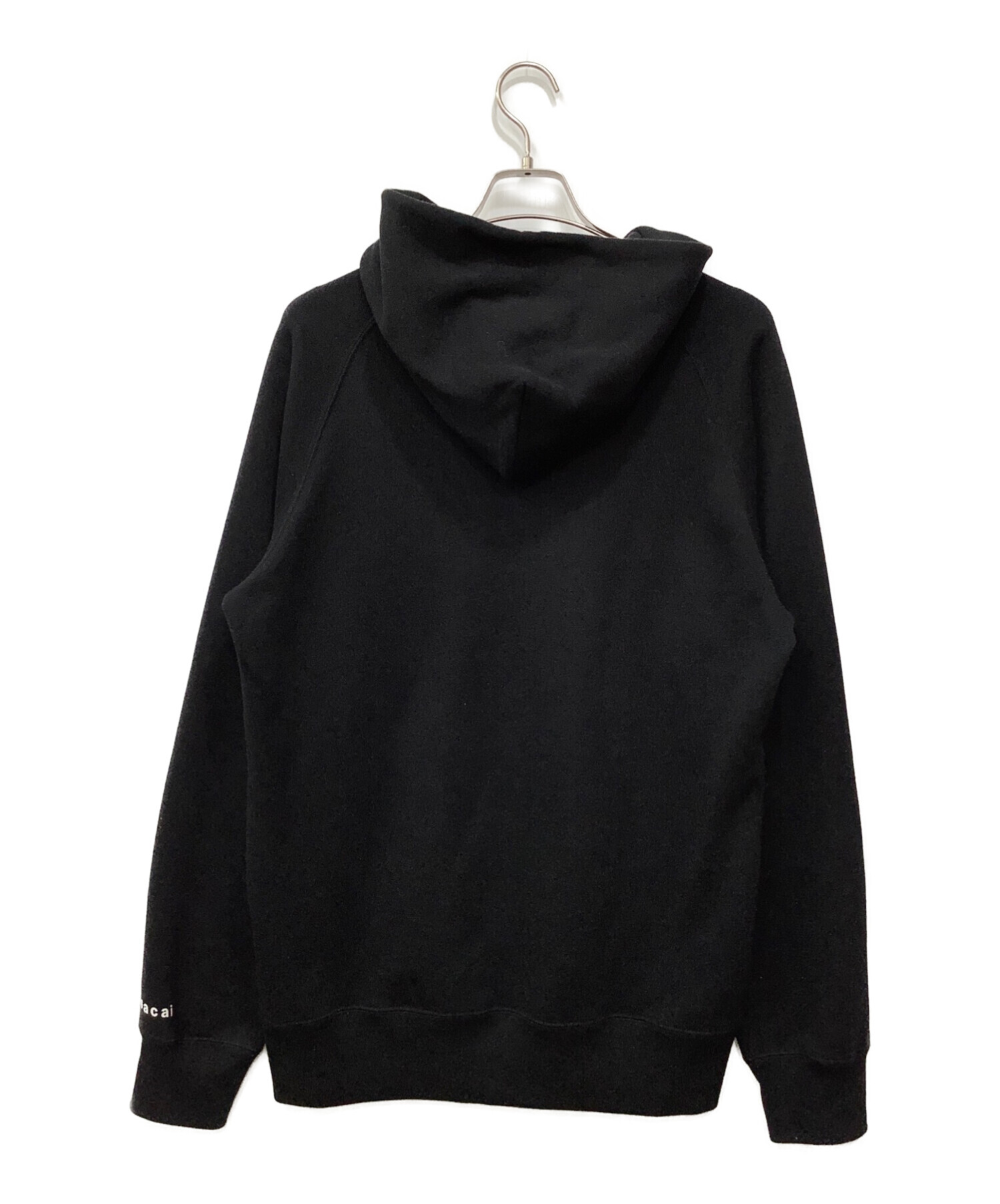 中古・古着通販】sacai (サカイ) KAWS (カウズ) プルオーバーパーカー