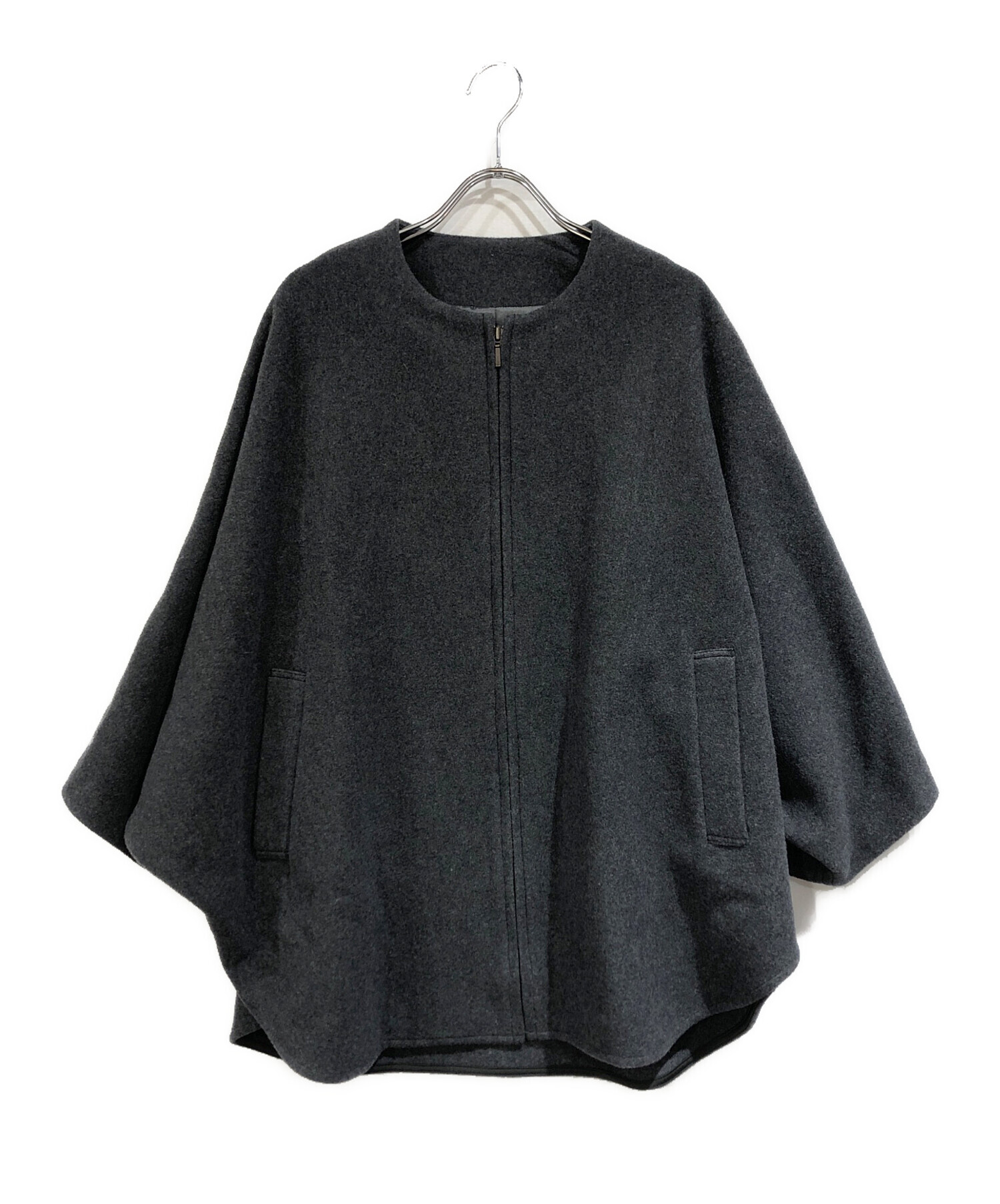 中古・古着通販】BEARDSLEY (ビアズリー) ウールポンチョコート グレー