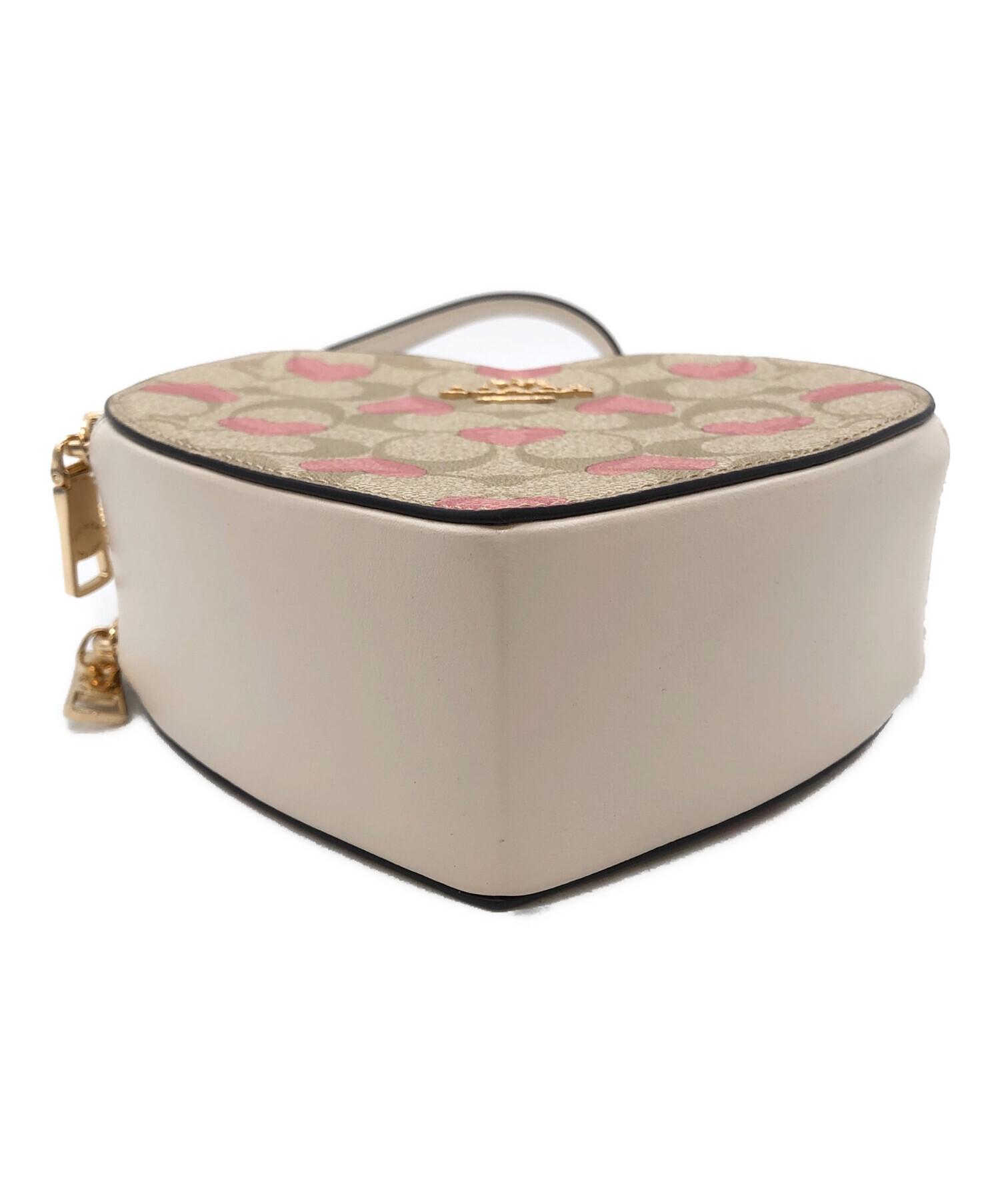 中古・古着通販】COACH (コーチ) ハート型ショルダーバッグ ピンク