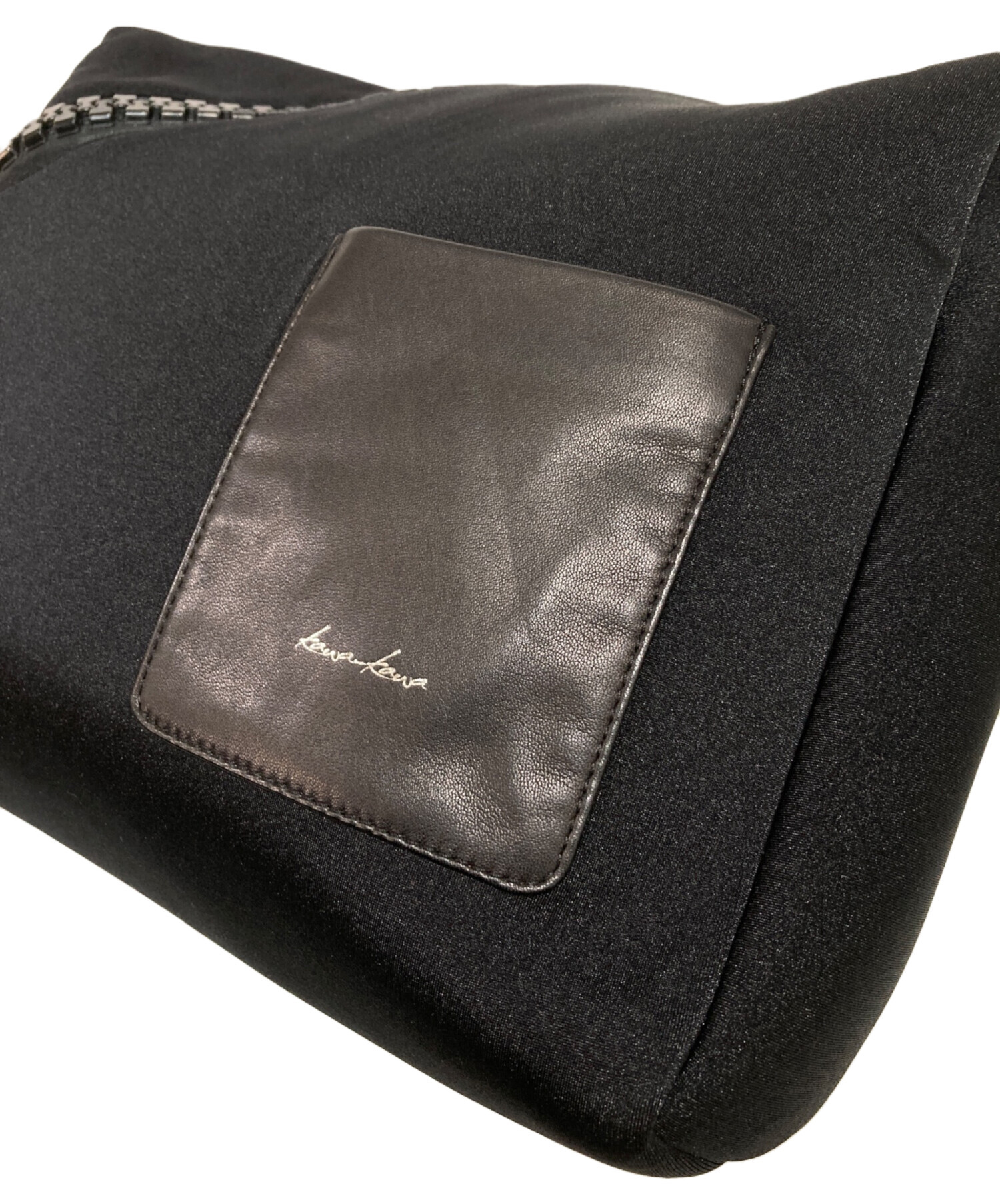 中古・古着通販】kawa-kawa (カワカワ) ビックファスナーショルダー