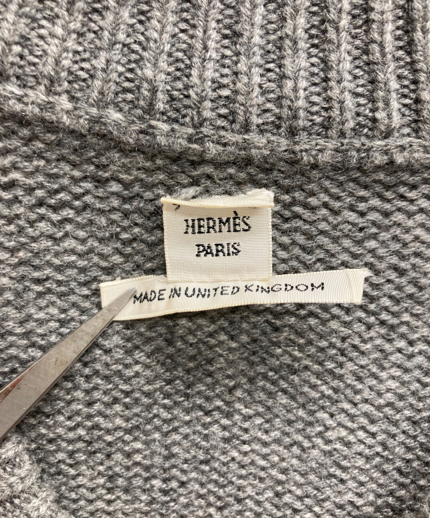 中古・古着通販】HERMES (エルメス) カシミヤVネックニット グレー