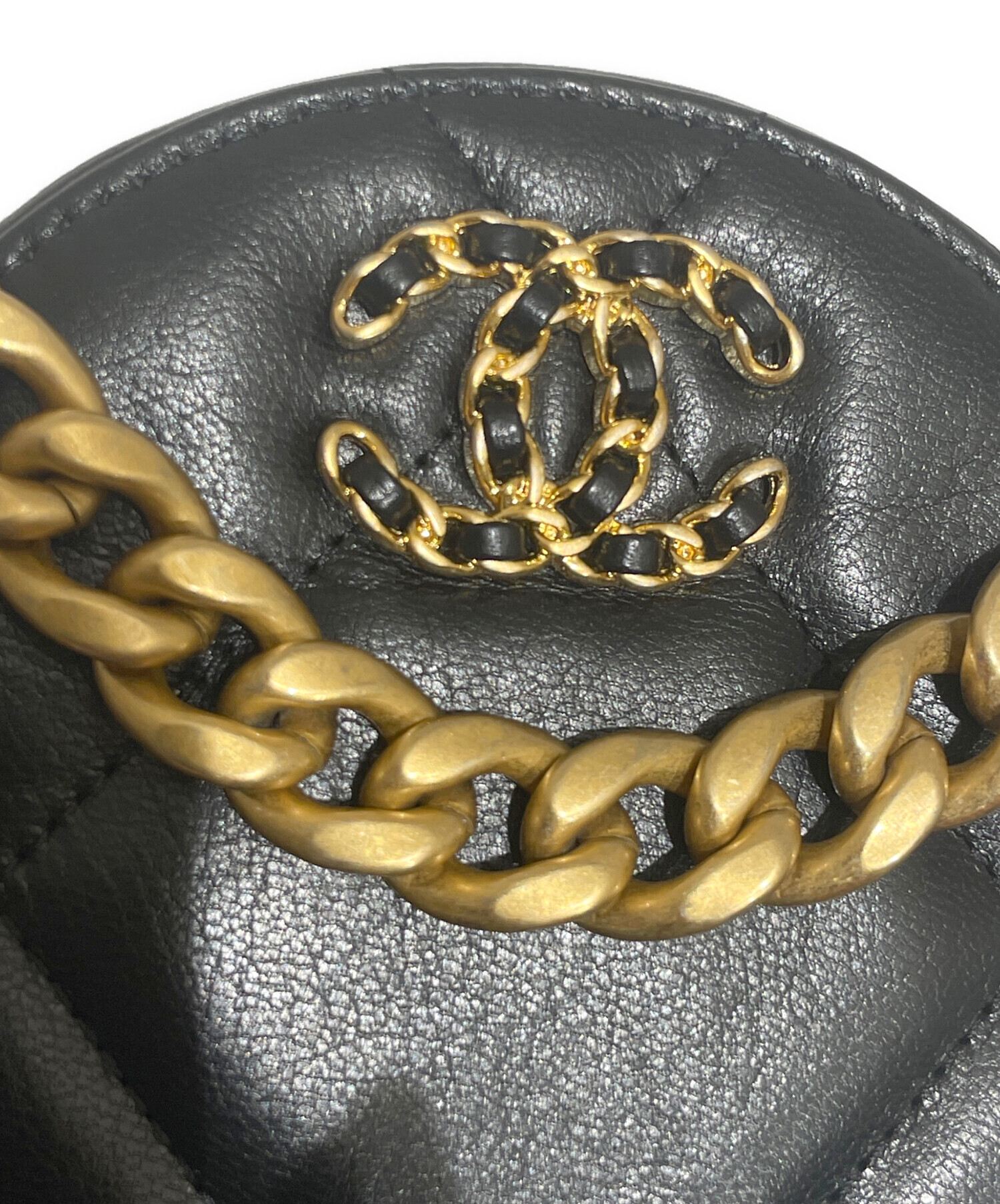 中古・古着通販】CHANEL (シャネル) シャネル19 チェーンショルダー