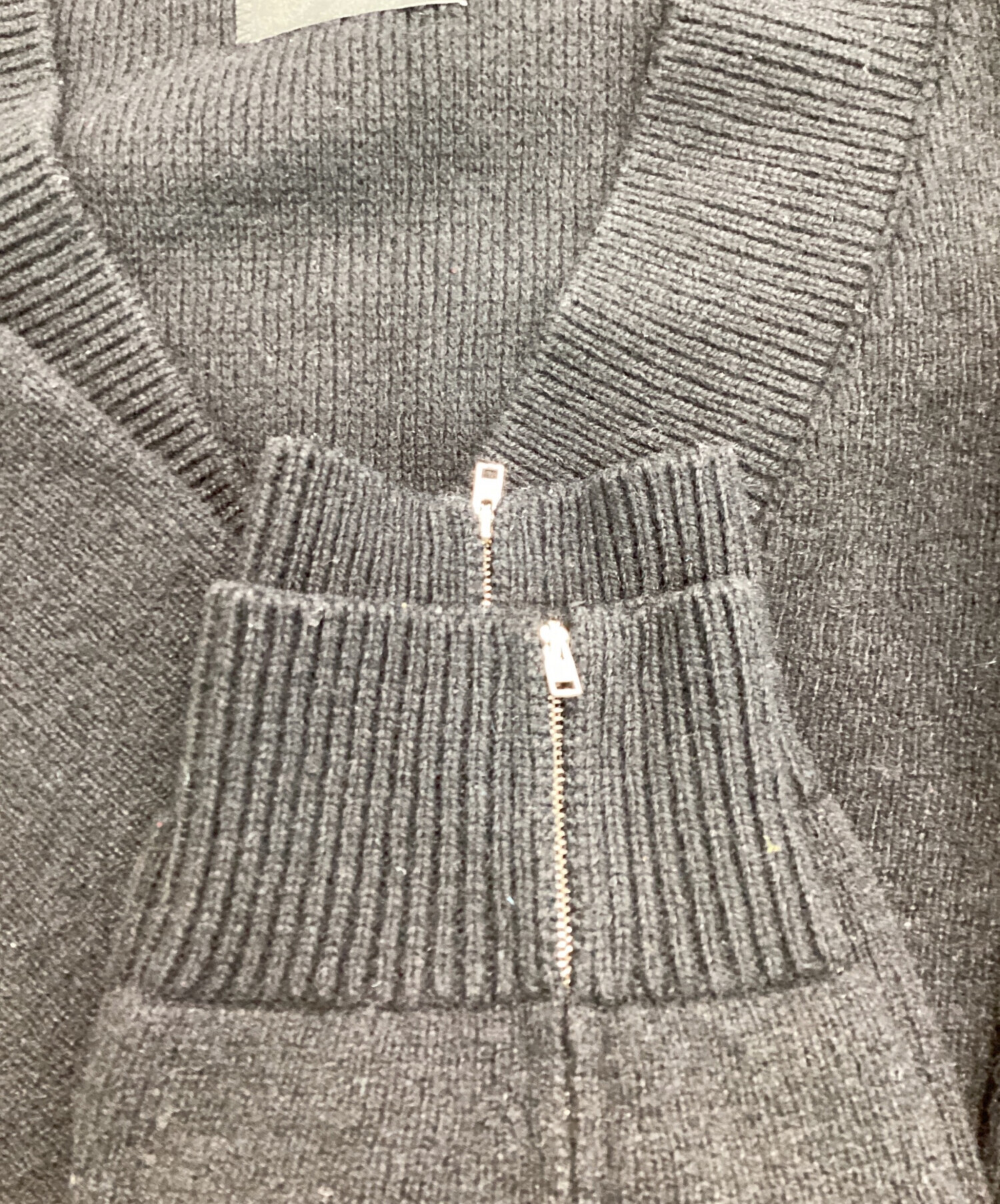 中古・古着通販】UNUSED (アンユーズド) v-neck knit LAMPO ZIPPER V