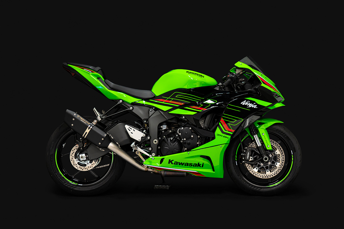 新製品情報】Ninja ZX-6R (24)スポーツコンバートマフラーIKAZUCHI