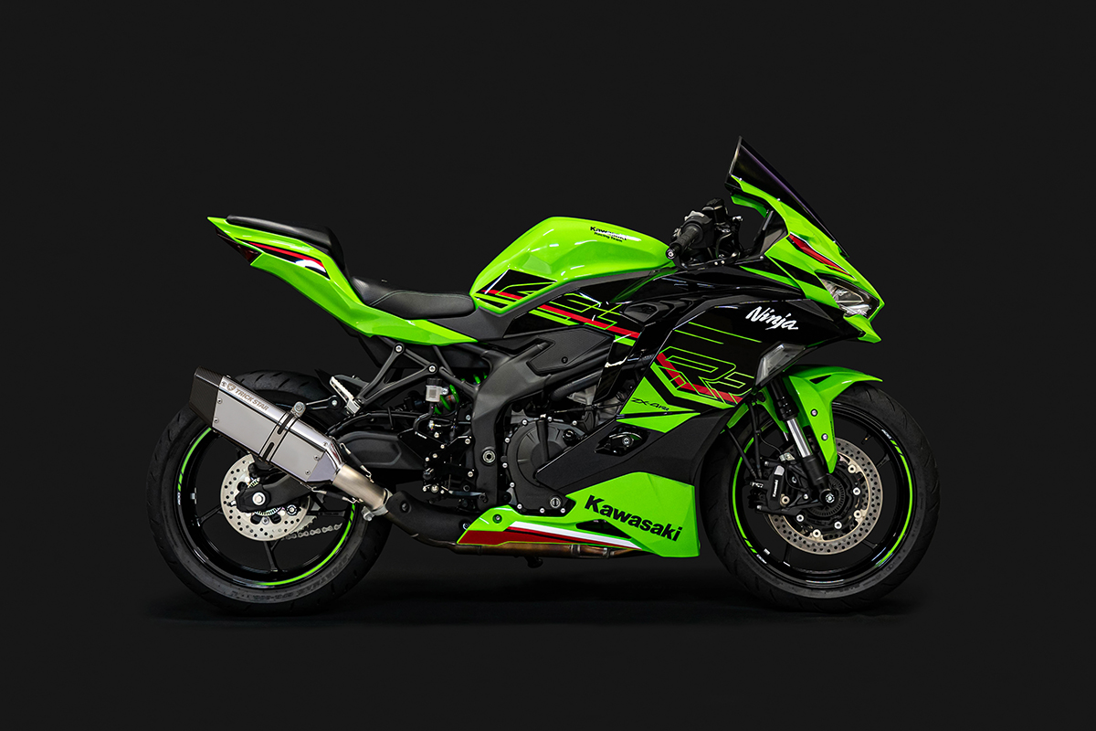 新製品情報】Ninja ZX-4RR / ZX-4R SE レーシングマフラーIKAZUCHI 3