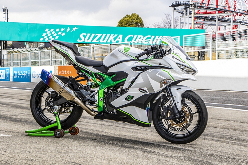 トリックスター / Ninja ZX-25R(21-22)レーシングフルエキゾースト