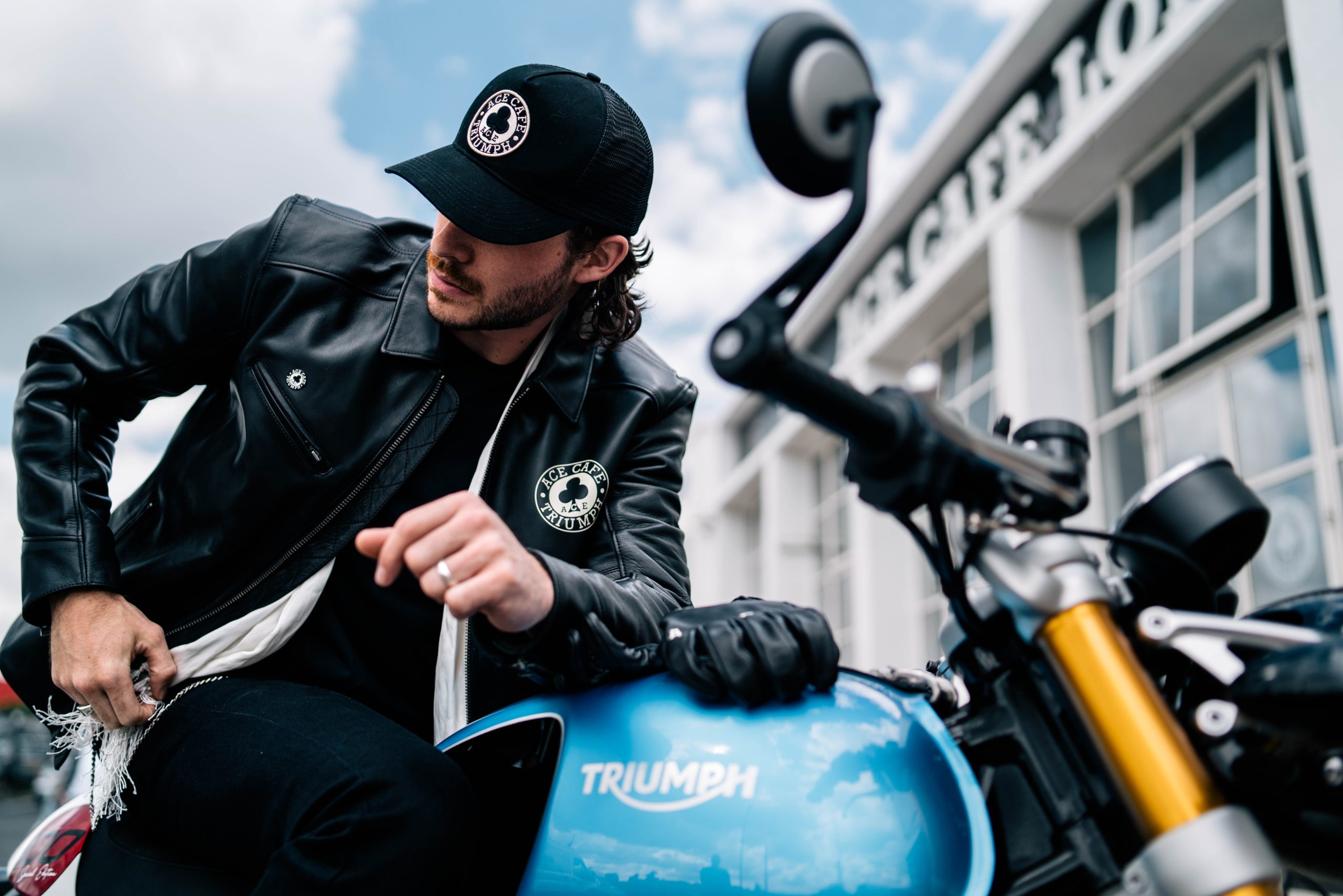 トライアンフ東京ベイ | TRIUMPH