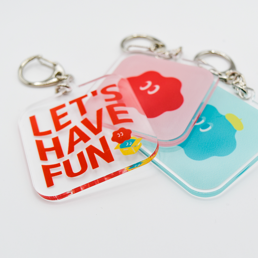 RELEASE!!】アクリルキーホルダー(四角)が登場しました🎉 - Tシャツ