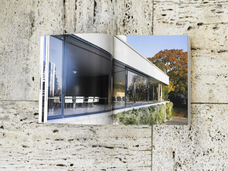 MIES IN BRNO. THE TUGENDHAT HOUSE - Vila Tugendhat