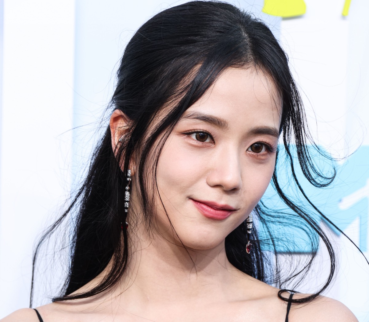 BLACKPINK」ジス、ソロ活動を本格始動へ！ なんとBLACKPINK史上最大の