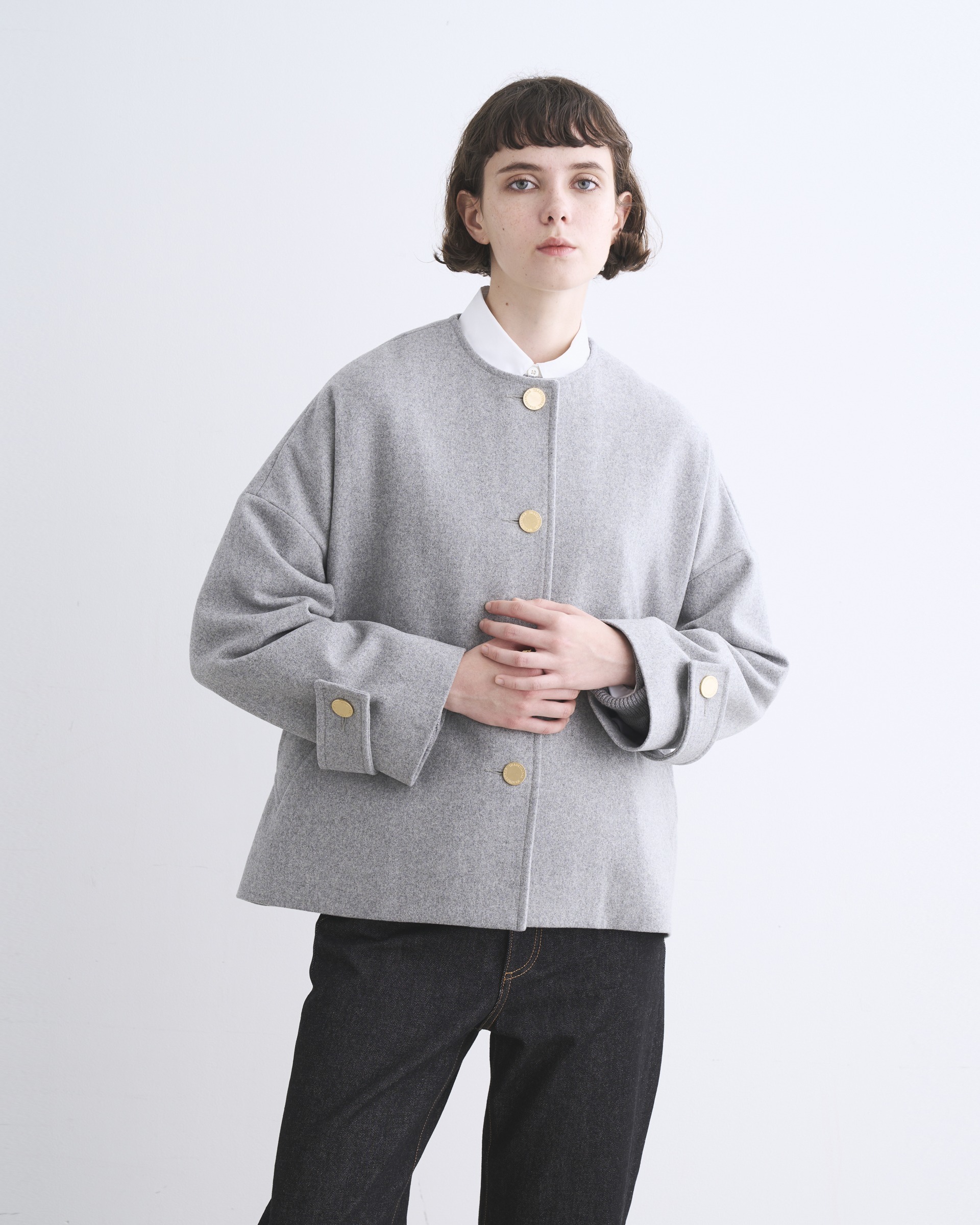 MALTON NO COLLAR SHORT マールトン ノーカラー ショート (ルミネ限定