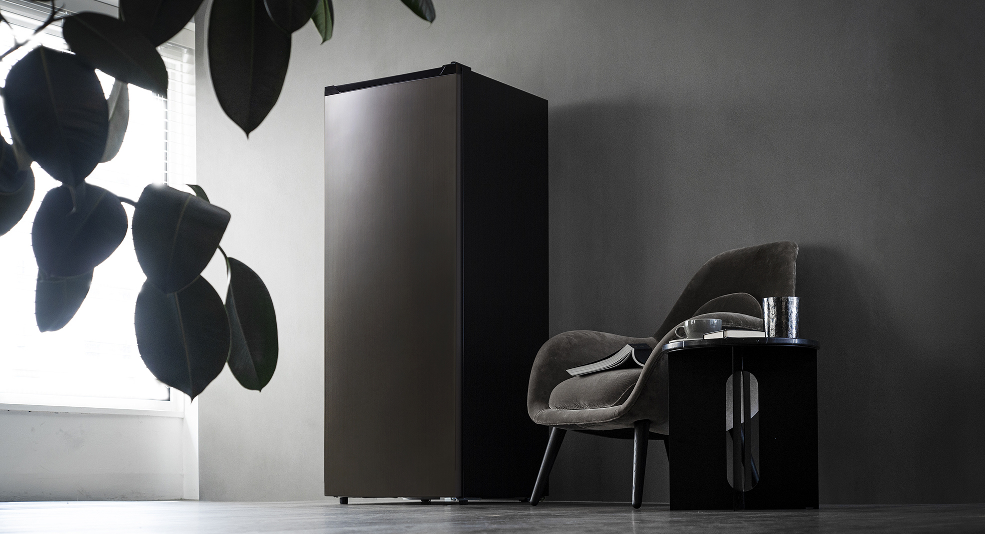 新製品「1ドア冷凍庫」を発表しました。 | 株式会社ツインバード